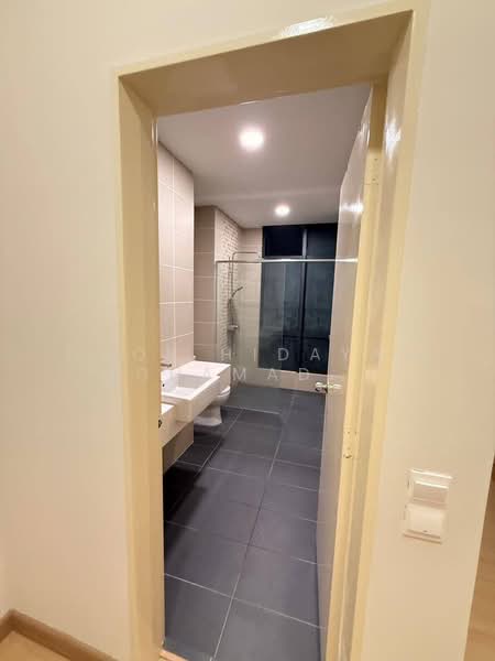 Kondominium untuk Disewa di Brezza Hill - Noor Hidayah Mohamad Noor - Bathroom - PropertyGuru.com.my