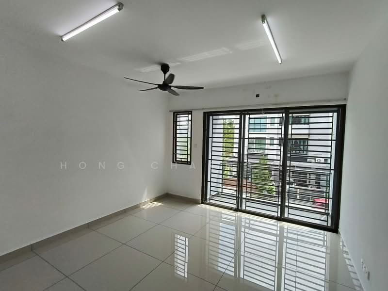 Rumah Teres 2.5 Tingkat untuk Disewa di Kulai (Johor) - Hong Charng Lee - Living Room - PropertyGuru.com.my