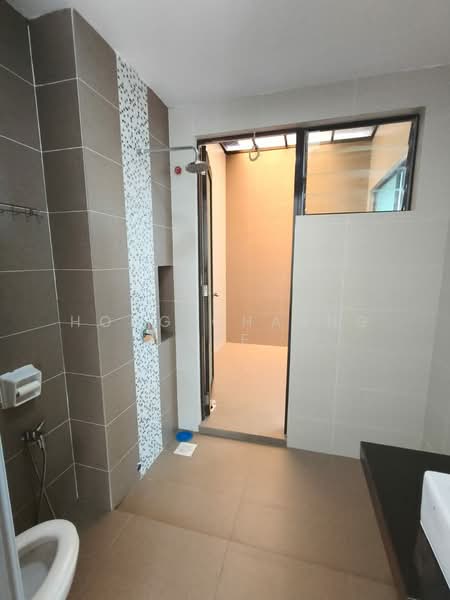 Rumah Teres 2.5 Tingkat untuk Disewa di Kulai (Johor) - Hong Charng Lee - Bathroom - PropertyGuru.com.my