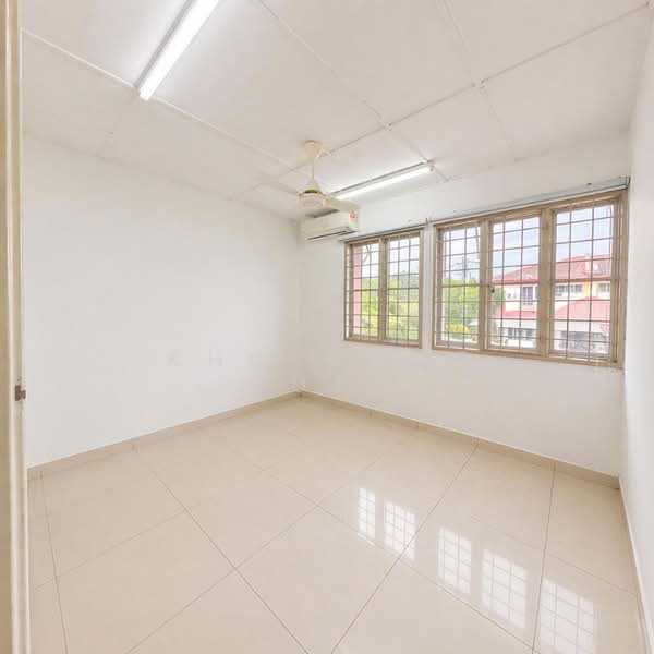 2-storey Terraced House for Sale in TAMAN PUCHONG UTAMA (Puchong) - Kho Chng Guan - Interior - PropertyGuru.com.my
