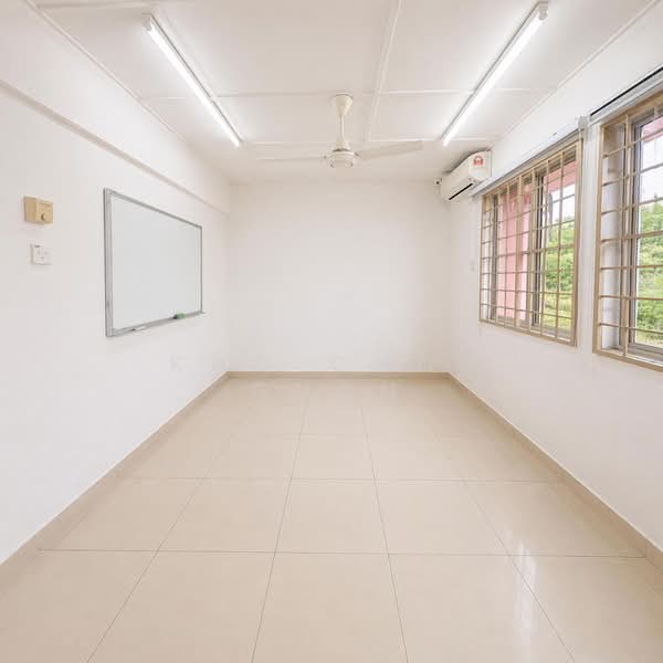 2-storey Terraced House for Sale in TAMAN PUCHONG UTAMA (Puchong) - Kho Chng Guan - Interior - PropertyGuru.com.my