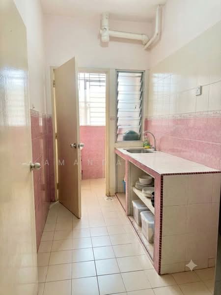 Apartment for Sale at Pangsapuri Randa - Amanda Lim - Kitchen - PropertyGuru.com.my