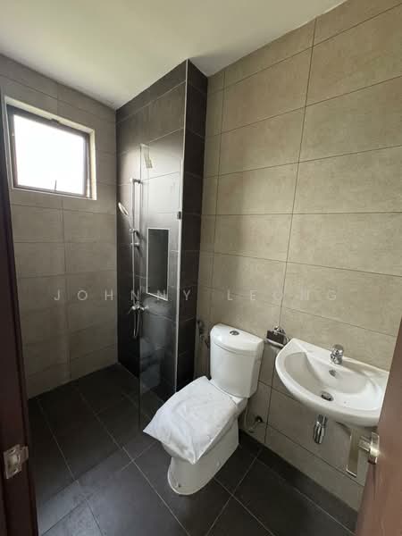 Rumah Teres 2-Tingkat untuk Dijual di Setia Eco Glades (Cyberjaya) - Johnny Leong - Bathroom - PropertyGuru.com.my
