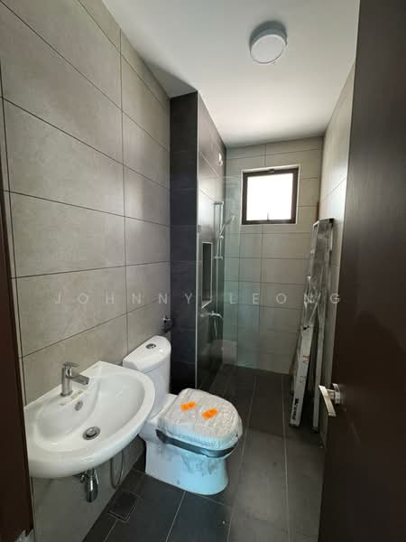 Rumah Teres 2-Tingkat untuk Dijual di Setia Eco Glades (Cyberjaya) - Johnny Leong - Bathroom - PropertyGuru.com.my