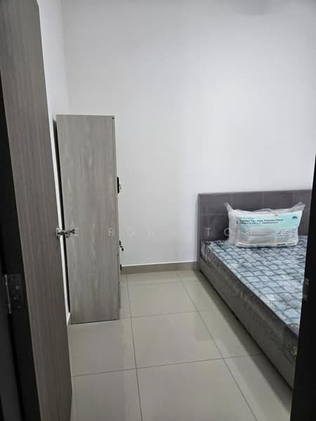 Service Residence for Sale at Meldrum Heights (Residensi Meldrum) - Ee Fong Toh - Bedroom - PropertyGuru.com.my
