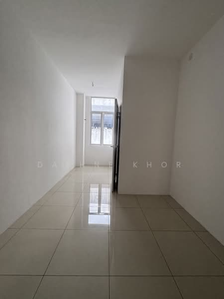 3-storey Terraced House for Sale in Taman Jelutong (Jelutong) - Daphne Khor - PropertyGuru.com.my