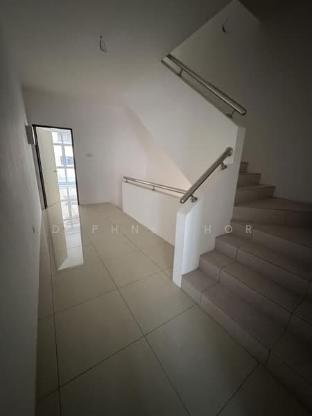 3-storey Terraced House for Sale in Taman Jelutong (Jelutong) - Daphne Khor - PropertyGuru.com.my