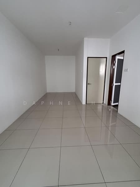 3-storey Terraced House for Sale in Taman Jelutong (Jelutong) - Daphne Khor - PropertyGuru.com.my
