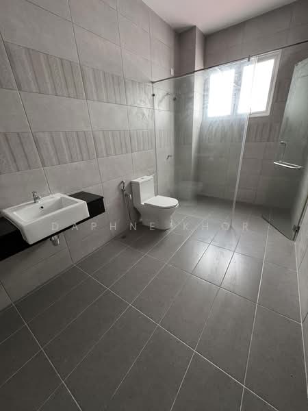 3-storey Terraced House for Sale in Taman Jelutong (Jelutong) - Daphne Khor - PropertyGuru.com.my