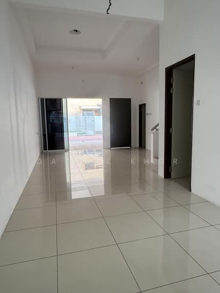 3-storey Terraced House for Sale in Taman Jelutong (Jelutong) - Daphne Khor - PropertyGuru.com.my