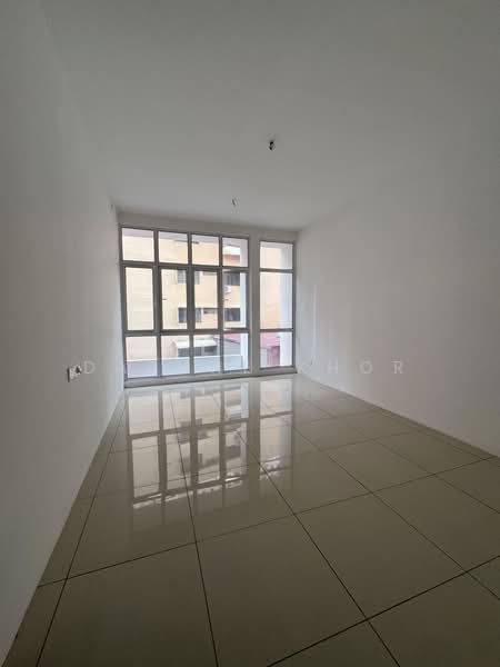3-storey Terraced House for Sale in Taman Jelutong (Jelutong) - Daphne Khor - PropertyGuru.com.my
