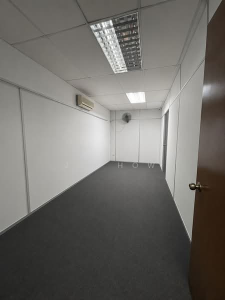 Pejabat untuk Disewa di Bandar Menjalara (Kuala Lumpur) - Jun How - Interior - PropertyGuru.com.my