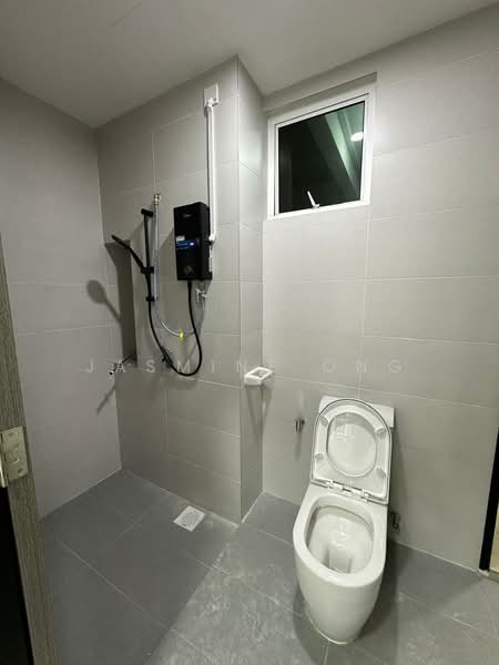 Service Residence for Rent at TRELLIS RESIDENCES - Jasmine Ong - Bathroom - PropertyGuru.com.my