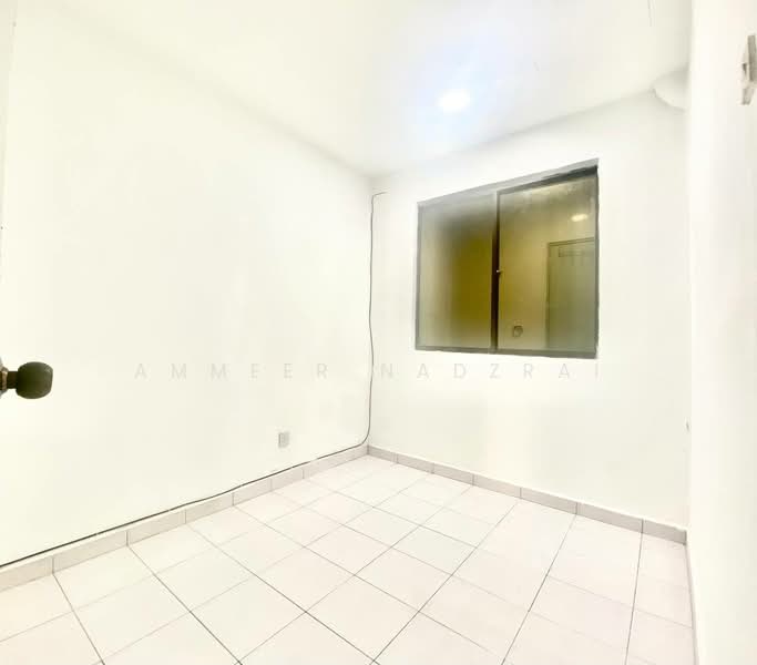 2-storey Terraced House for Sale in Bandar Teknologi Kajang (Kajang) - Ammeer Nadzrai - Interior - PropertyGuru.com.my