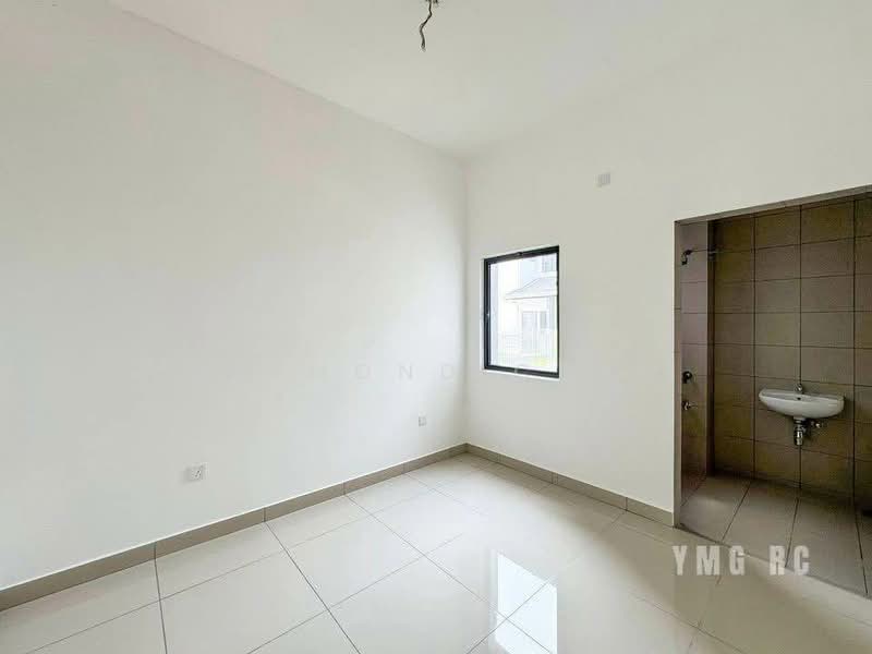 Rumah Teres 2 Tingkat untuk Dijual di Bandar Bukit Raja (Klang) - Desmond Chan - Interior - PropertyGuru.com.my