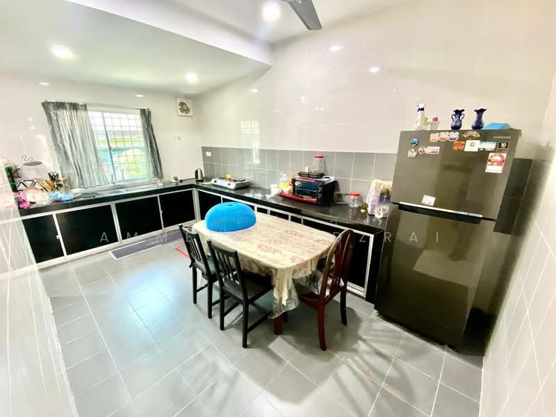 Rumah Teres 1 Tingkat untuk Dijual di Kajang (Selangor) - Ammeer Nadzrai - Kitchen - PropertyGuru.com.my