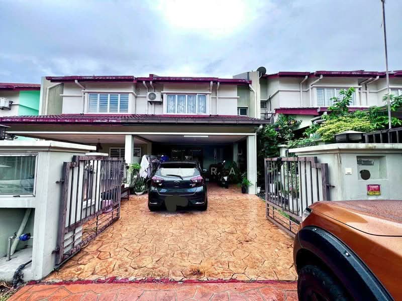Rumah Teres 2 Tingkat untuk Dijual di Taman Cahaya Alam (Shah Alam) - Fahana Rashid - Exterior - PropertyGuru.com.my