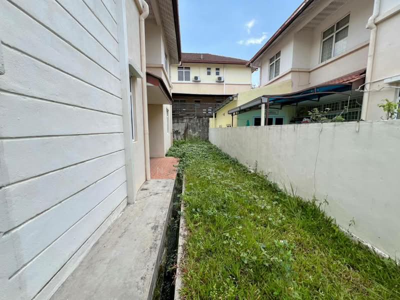 Semi-Detached House for Sale in Subang Bestari (Shah Alam) - Fahana Rashid - Exterior - PropertyGuru.com.my