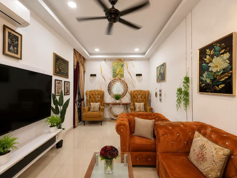 1-storey Terraced House for Sale in Klang (Selangor) - Zairul Asrah Zulkefli - Living Room - PropertyGuru.com.my