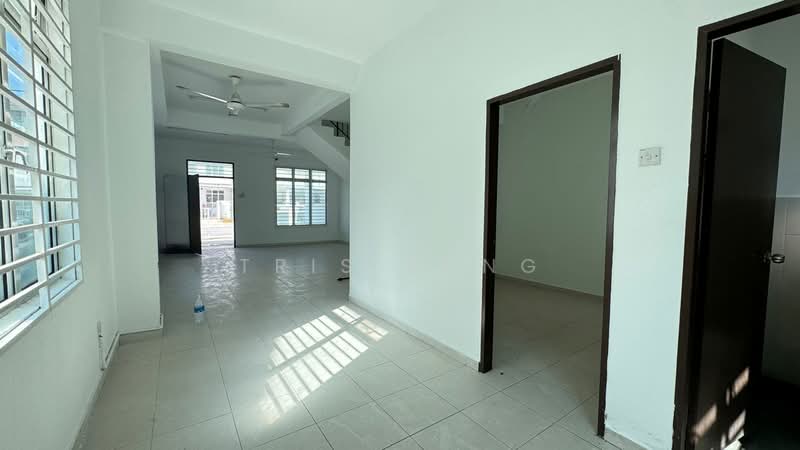 Rumah Teres untuk Disewa di Taman Kundang Jaya (Rawang) - Tris Jong - Interior - PropertyGuru.com.my