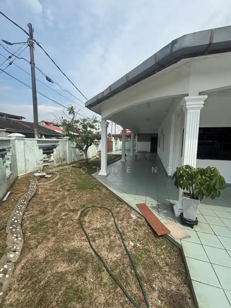 Rumah Teres 1 Tingkat untuk Disewa di Bandar Baru Permas Jaya (Permas Jaya) - Yvonne Ng - PropertyGuru.com.my