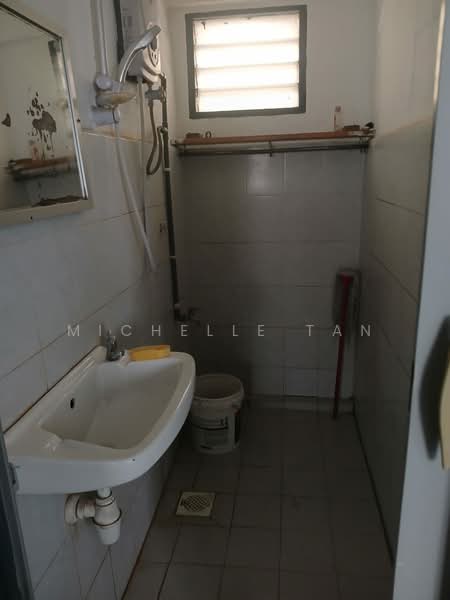 Flat for Rent at Segar Ria - Michelle Tan - Bathroom - PropertyGuru.com.my