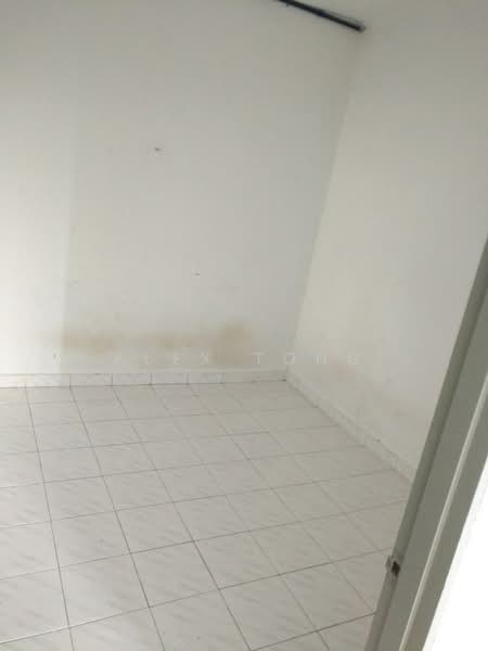 Pangsapuri untuk Dijual di Pangsapuri Lagoon Perdana - Alex Tong - PropertyGuru.com.my
