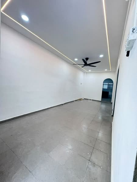1-storey Terraced House for Sale in Batu Pahat (Johor) - Win Lim - Interior - PropertyGuru.com.my