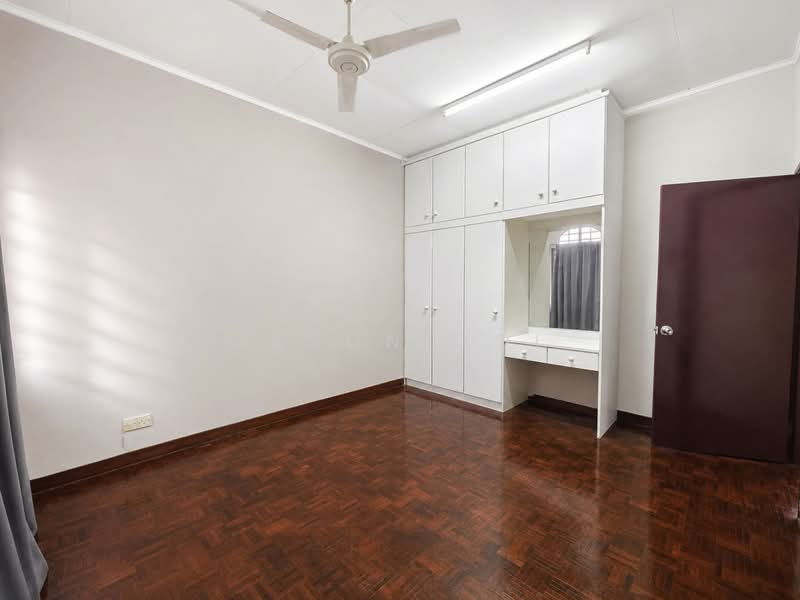 2-storey Terraced House for Rent in Usj 11 (Subang Jaya) - Jason Ooi - Bedroom - PropertyGuru.com.my