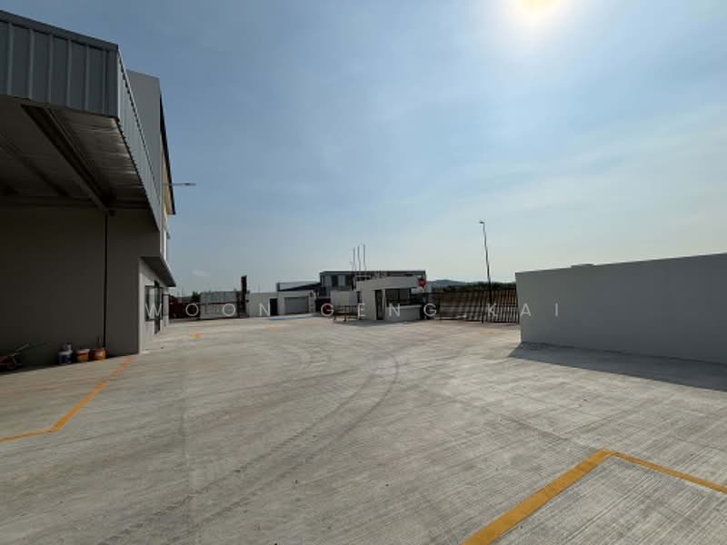 Detached Factory for Rent in Puncak Alam (Selangor) - Woon Geng Kai - Exterior - PropertyGuru.com.my