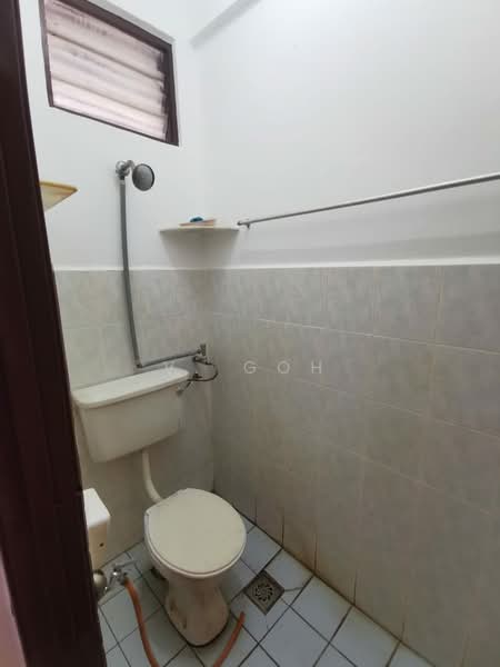 1-storey Terraced House for Rent in Bayan Lepas (Penang) - V. Goh - Bathroom - PropertyGuru.com.my