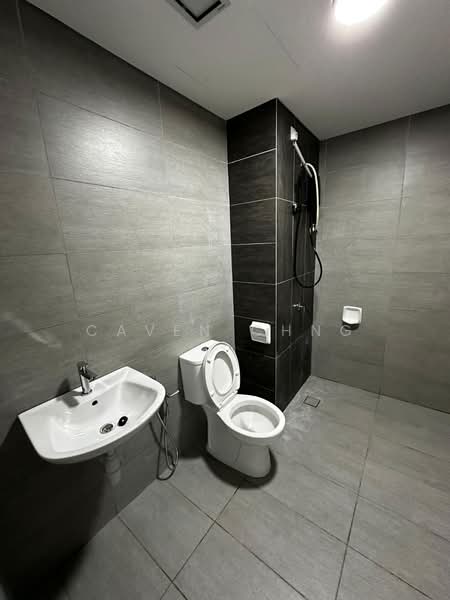 Servis Apartment untuk Dijual di The New Duo @ Edumetro - Caven Chng - Bathroom - PropertyGuru.com.my