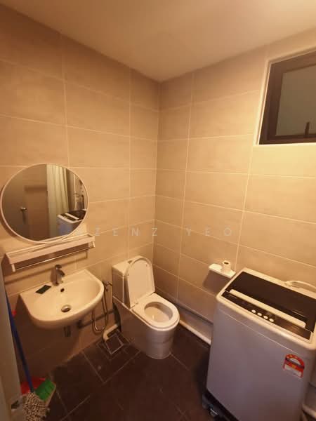Servis Apartment untuk Disewa di B11 Parkland Residence - Bzenz Yeo - Bathroom - PropertyGuru.com.my