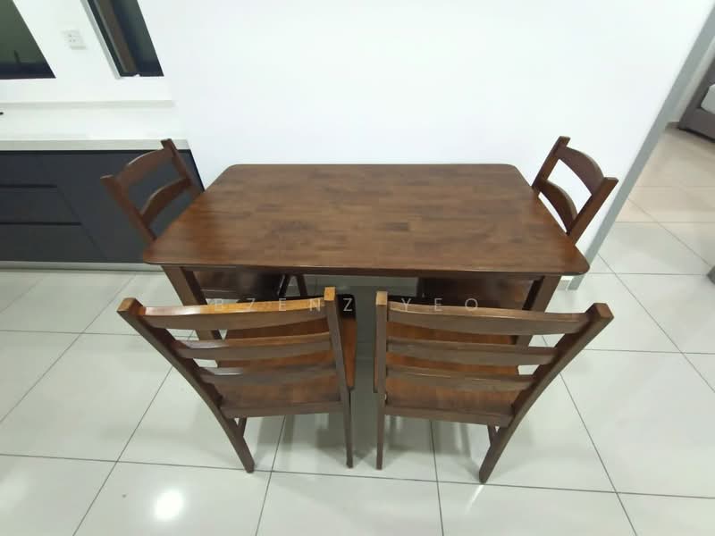 Servis Apartment untuk Disewa di B11 Parkland Residence - Bzenz Yeo - Dining Room - PropertyGuru.com.my