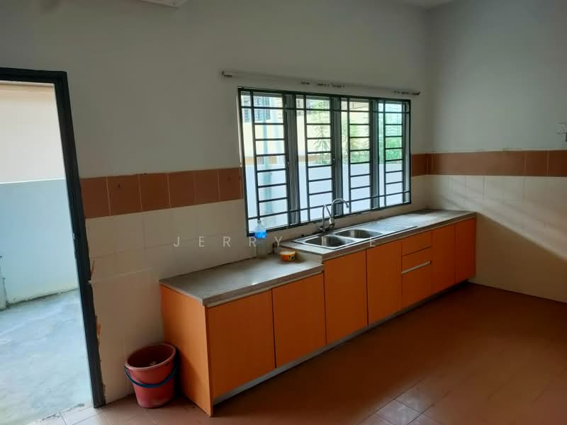 Rumah Berkembar untuk Dijual di Taman Puncak Jalil (Seri Kembangan) - Jerry Lee - PropertyGuru.com.my