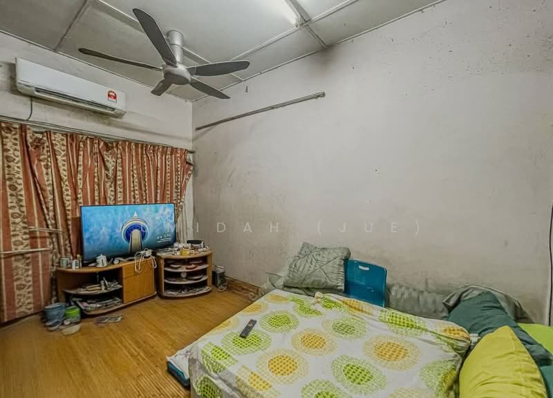 1-storey Terraced House for Sale in Taman Teluk Pulai (Klang) - JUMIDAH (JUE) - Bedroom - PropertyGuru.com.my