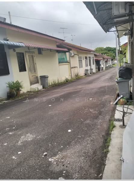 1-storey Terraced House for Sale in Bandar Putra (Kulai) - Anson Chua - Exterior - PropertyGuru.com.my