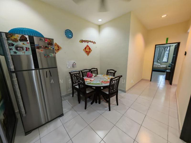 1-storey Terraced House for Sale in Bandar Putra Kulai (Kulai) - Anson Chua - Dining Room - PropertyGuru.com.my