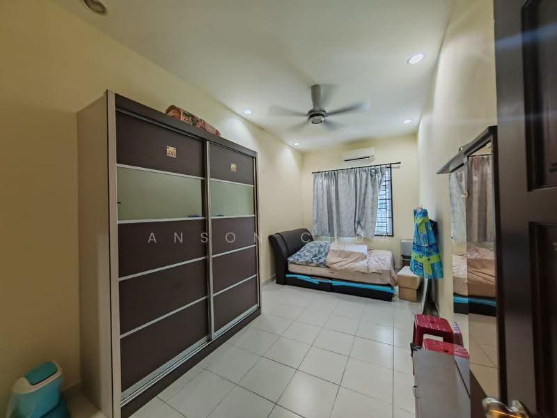 1-storey Terraced House for Sale in Bandar Putra Kulai (Kulai) - Anson Chua - Bedroom - PropertyGuru.com.my