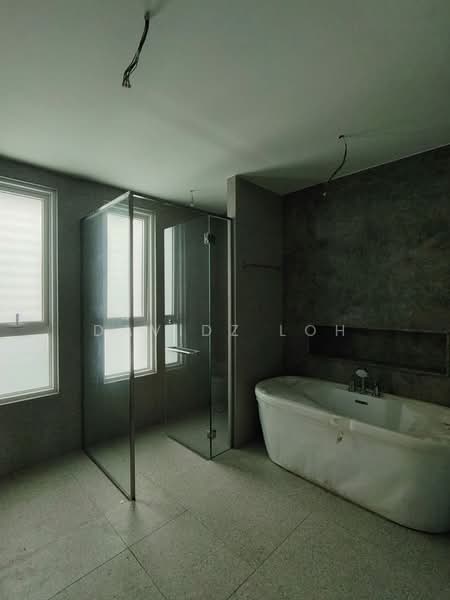Rumah Berkembar untuk Disewa di Strait Quay (Tanjung Tokong) - Davidz Loh - Bathroom - PropertyGuru.com.my