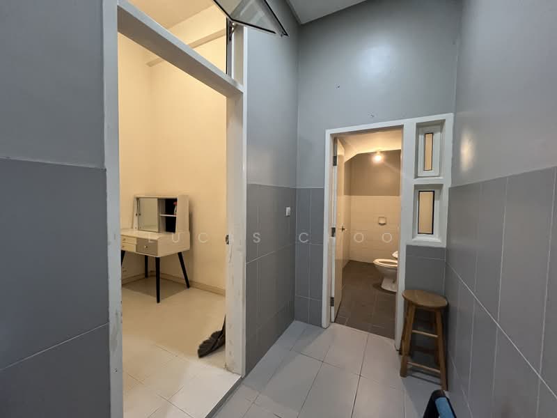 Semi-Detached House for Sale in Ampang Jaya (Ampang) - Lucas Choo - Bathroom - PropertyGuru.com.my