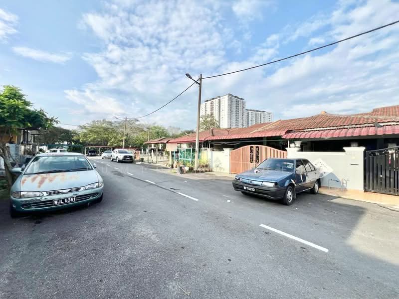 Rumah Teres 1 Tingkat untuk Dijual di Bandar Rinching Seksyen 5 (Semenyih) - JUMIDAH (JUE) - Exterior - PropertyGuru.com.my