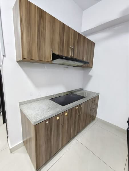 Service Residence for Rent at D'Inspire Residence (Inspira Bestari) - Darren Ho - Kitchen - PropertyGuru.com.my