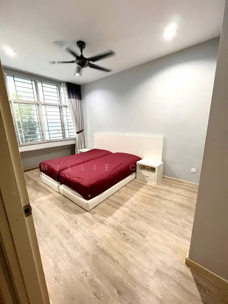 Rumah Berkembar untuk Dijual di Gurney Drive (Penang) - Millie Chew - Bedroom - PropertyGuru.com.my