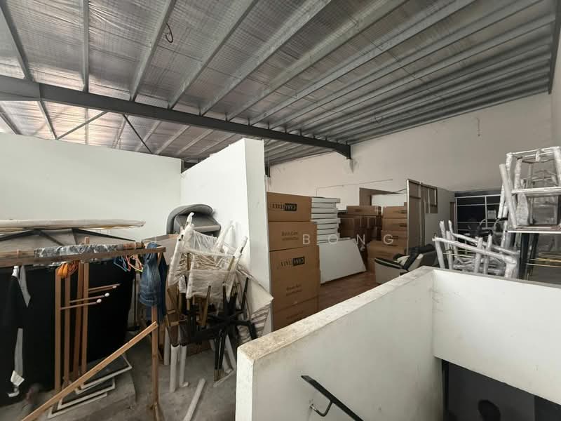 Factory for Rent in Taman Perindustrian Cemerlang (Ulu Tiram) - James Bong - Interior - PropertyGuru.com.my