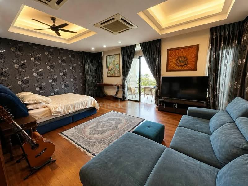 Bungalow House for Sale in Taman Melawati (Ulu Kelang) - calvin Chin - Bedroom - PropertyGuru.com.my