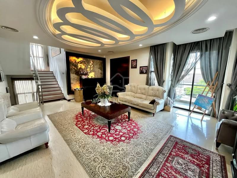 Bungalow House for Sale in Taman Melawati (Ulu Kelang) - calvin Chin - Living Room - PropertyGuru.com.my