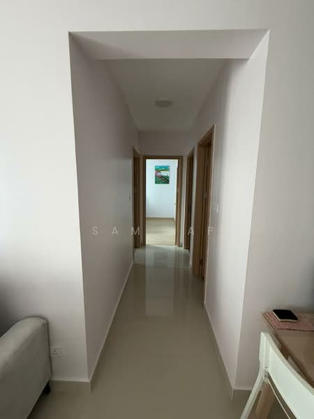 Servis Apartment untuk Dijual di Aradia Residence @ Lake City KL North - Sam Yap - Corridor - PropertyGuru.com.my