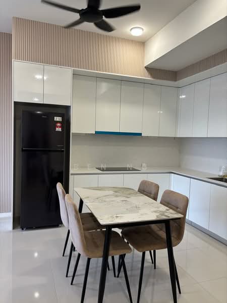 Servis Apartment untuk Disewa di Edelweiss @ Tropicana Gardens - Ben Ng - Kitchen - PropertyGuru.com.my