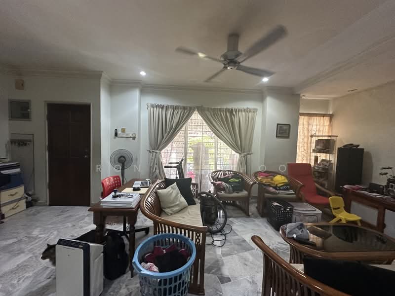 2-storey Terraced House for Sale in Usj 20 (Subang Jaya) - Ronald Khoo - Living Room - PropertyGuru.com.my